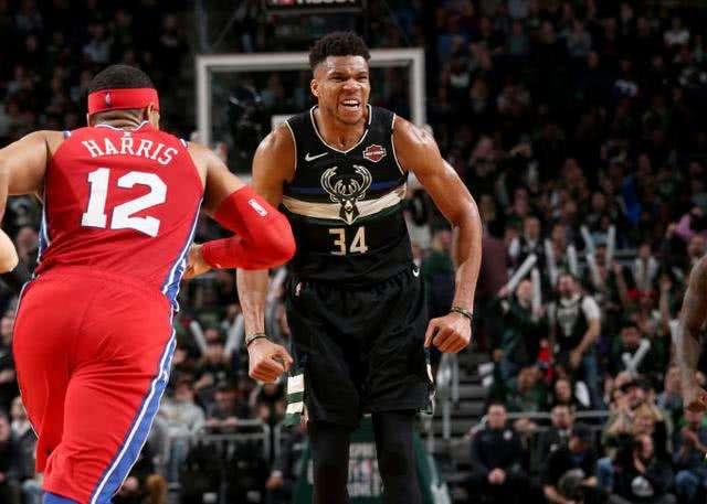 雄鹿队内部交流曝光,球员之间存在分歧 雄鹿队内部交流曝光,球员之间存在分歧