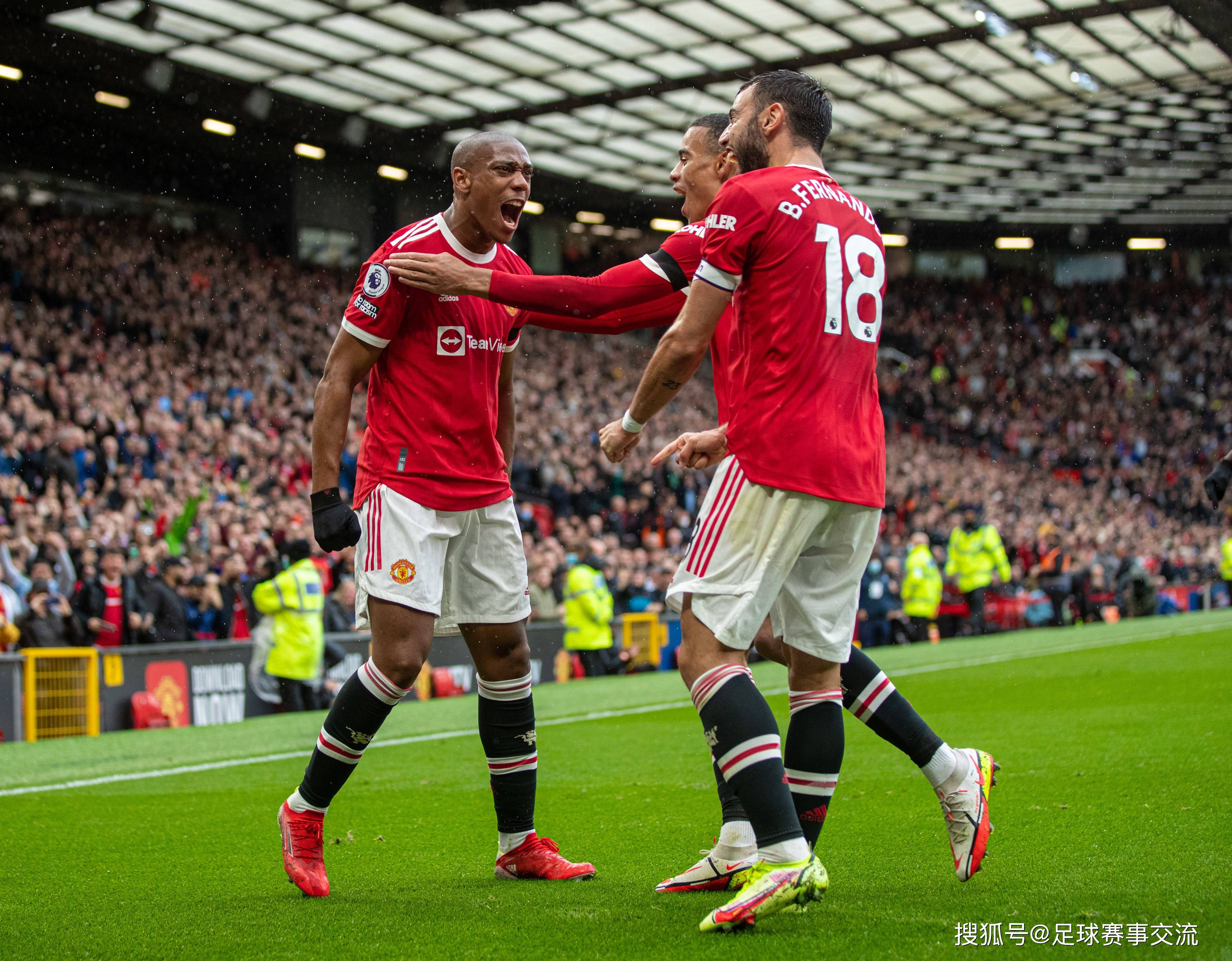 斯图加特足球俱乐部在最新比赛中实现逆转胜利 斯图加特足球俱乐部在最新比赛中实现逆转胜利