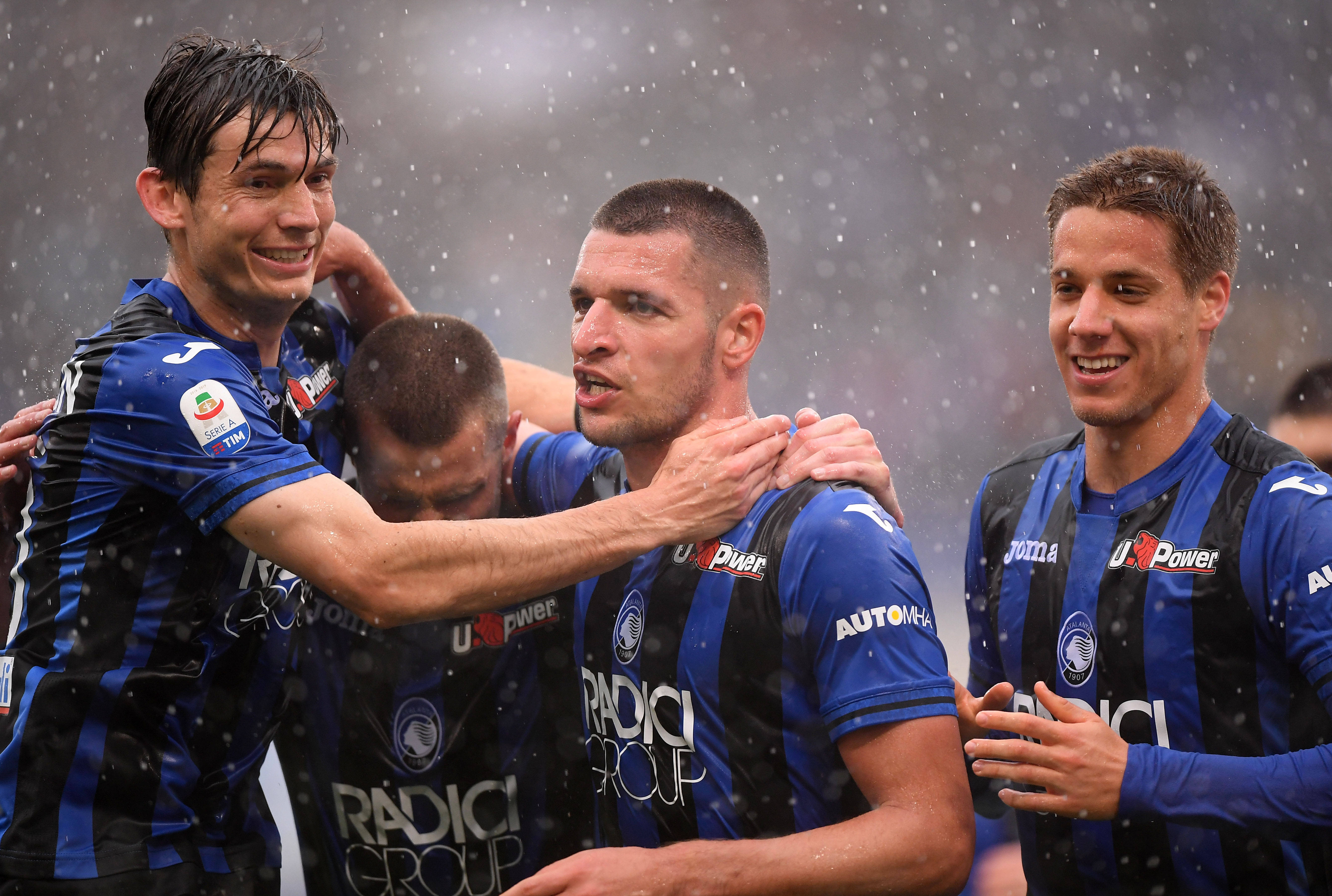 佛罗伦萨惨输对手,遭遇狂轰滥炸 佛罗伦萨惨输对手,遭遇狂轰滥炸