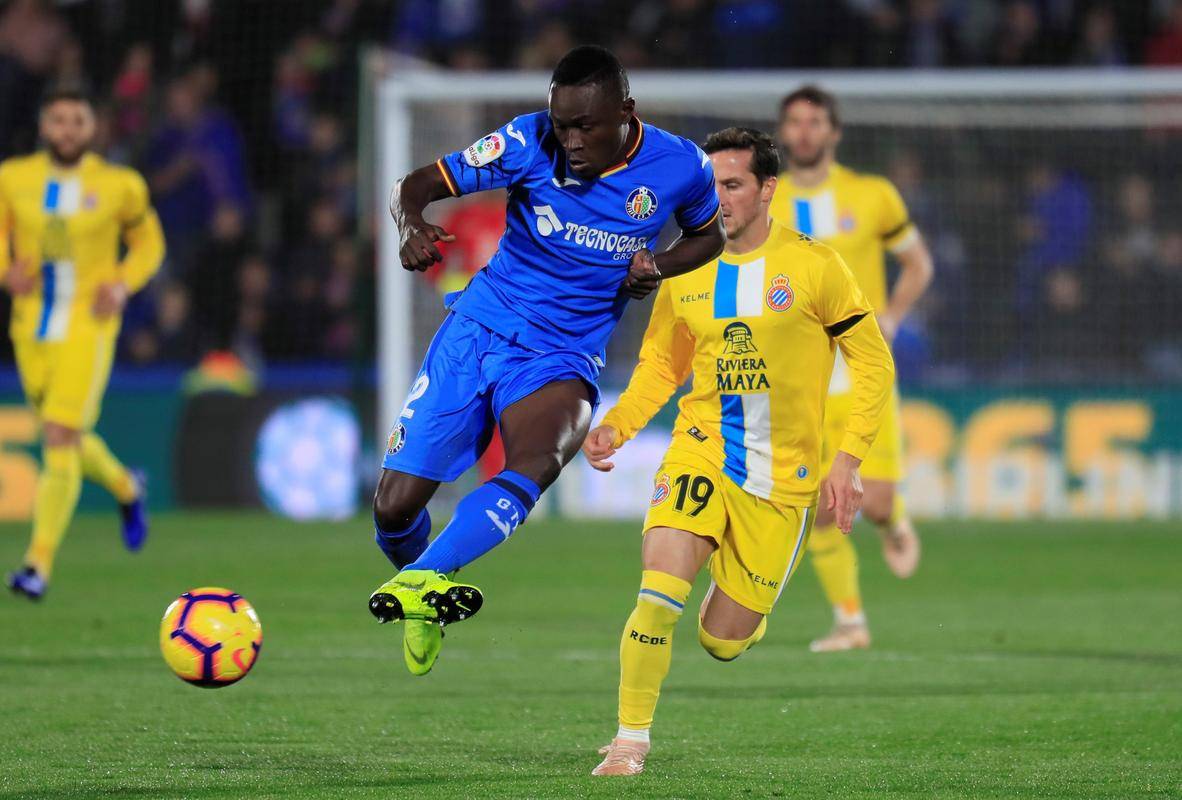 格拉纳达球队士气高涨，迎战强敌信心十足