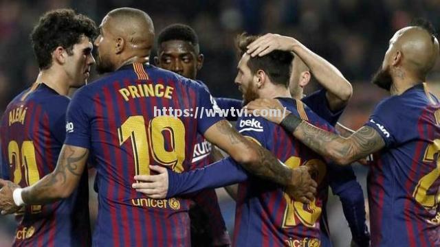 巴萨主场大胜领跑西甲积分榜,梅西梅开二度助球队取得胜利 巴萨主场大胜领跑西甲积分榜,梅西梅开二度助球队取得胜利