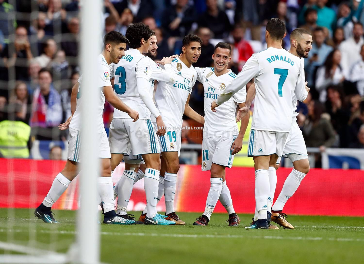 皇马新援本泽马助攻巴斯克斯梅开二度,帮助球队战胜塞维利亚 皇马新援本泽马助攻巴斯克斯梅开二度,帮助球队战胜塞维利亚