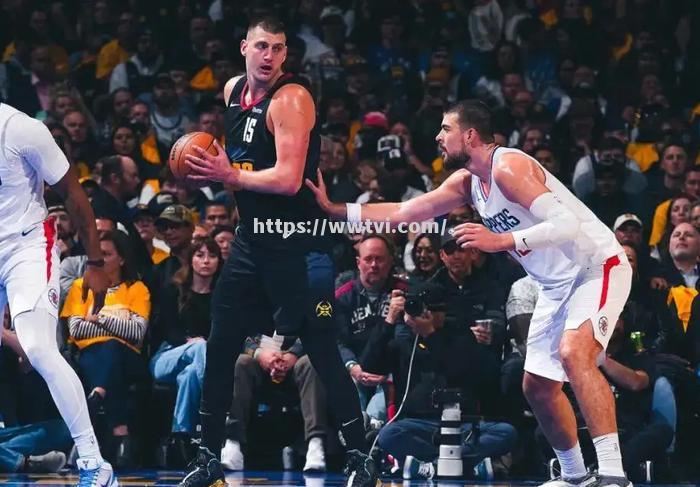 掘金队遭遇连败,主教练调整战术? 掘金队遭遇连败,主教练调整战术?