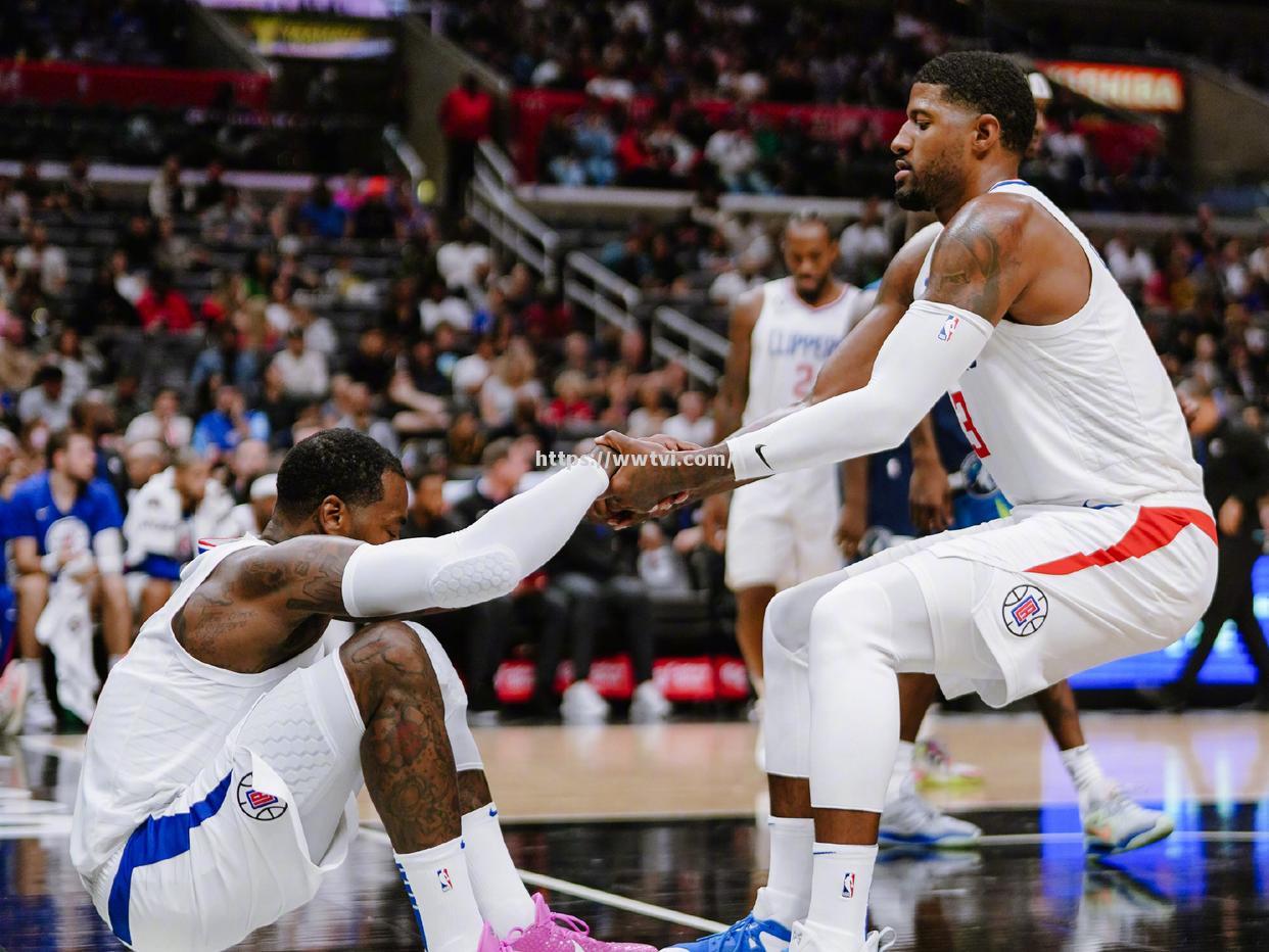 快船击败雷霆,保持连胜 快船击败雷霆,保持连胜