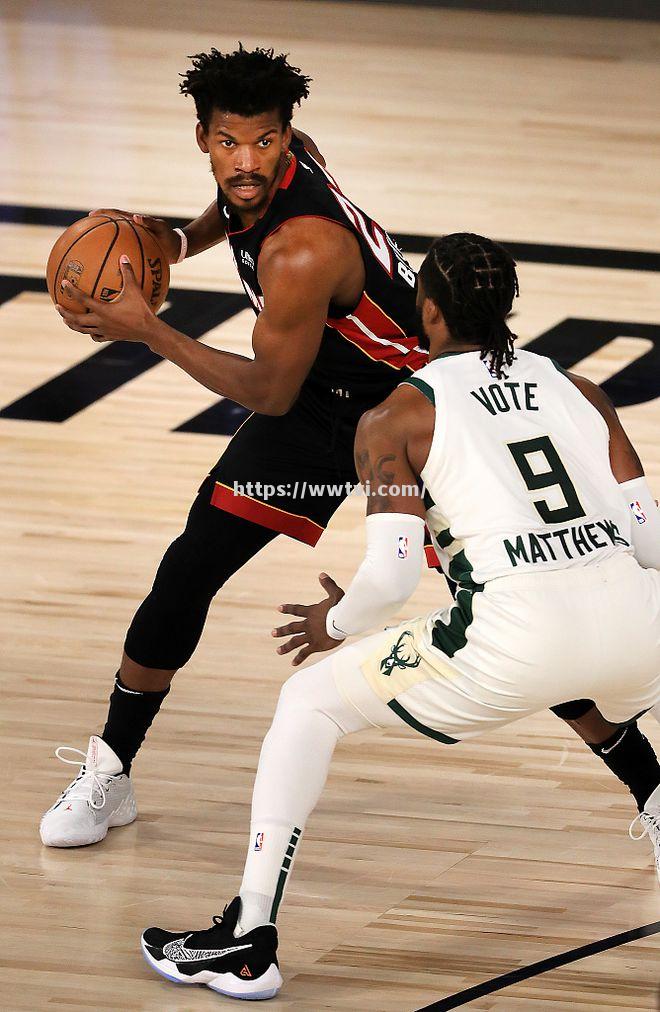 热火队不敌森林狼队,吉米·巴特勒受伤 热火队不敌森林狼队,吉米·巴特勒受伤