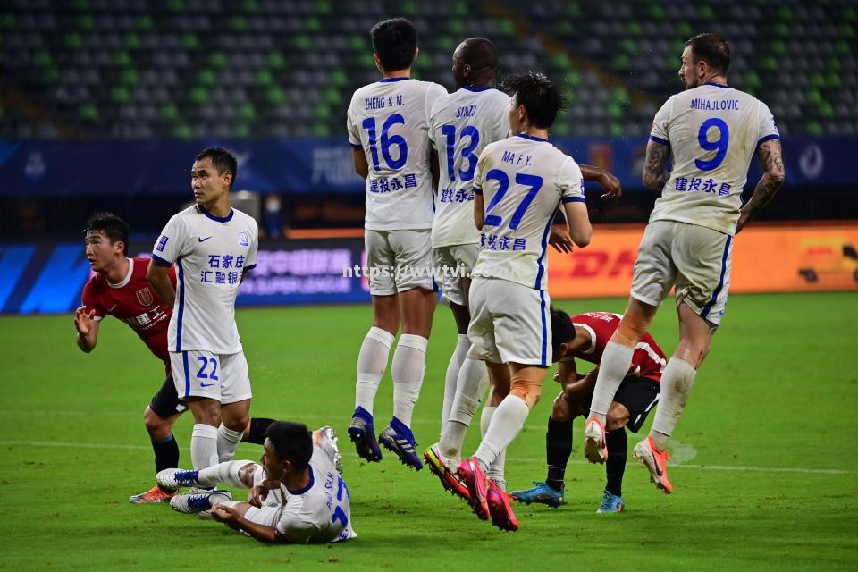 雄狮队连胜走势稳定,冲击前四 雄狮队连胜走势稳定,冲击前四