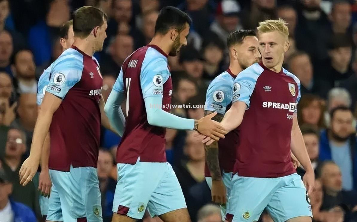 乌迪内斯右后卫表现出色,引起其他球队关注 乌迪内斯右后卫表现出色,引起其他球队关注