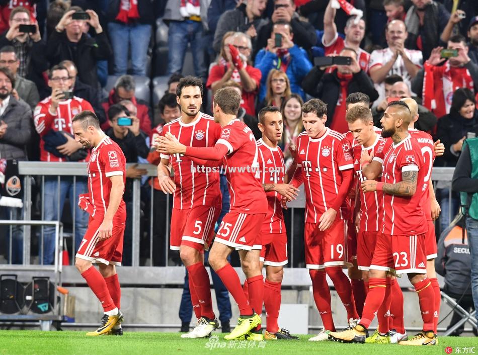 拜仁慕尼黑豪取连胜,领先优势稳固 拜仁慕尼黑豪取连胜,领先优势稳固