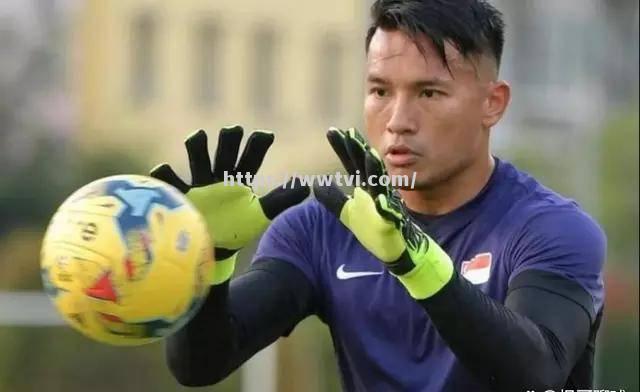 年轻球员打出神勇表现,成为关注焦点 年轻球员打出神勇表现,成为关注焦点