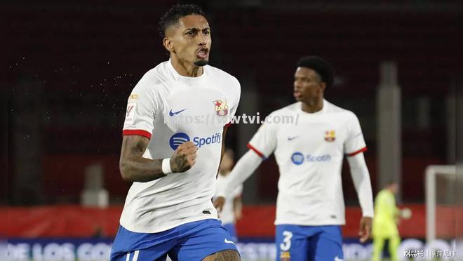 塞维利亚球员因伤离场,或缺席下一场比赛 塞维利亚球员因伤离场,或缺席下一场比赛