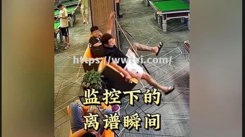 精彩孤掉的一幕瞬间令球迷们大呼过瘾,狂热欢呼 精彩孤掉的一幕瞬间令球迷们大呼过瘾,狂热欢呼