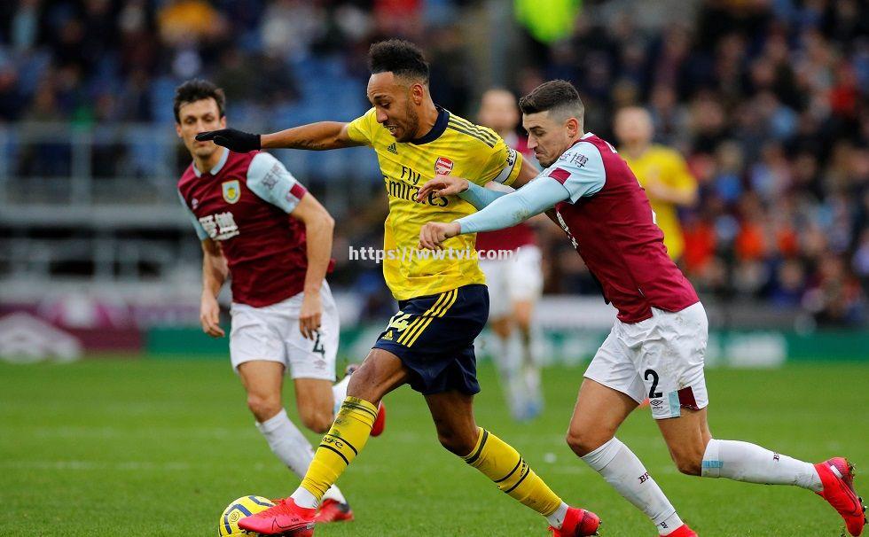 激烈还是较量,双方球队实力不相上下 激烈还是较量,双方球队实力不相上下