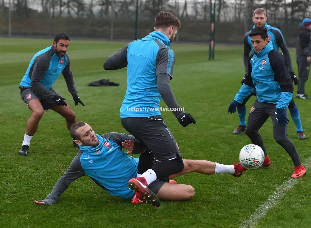 伯恩茅斯主帅生病住院,球队备战受影响 伯恩茅斯主帅生病住院,球队备战受影响