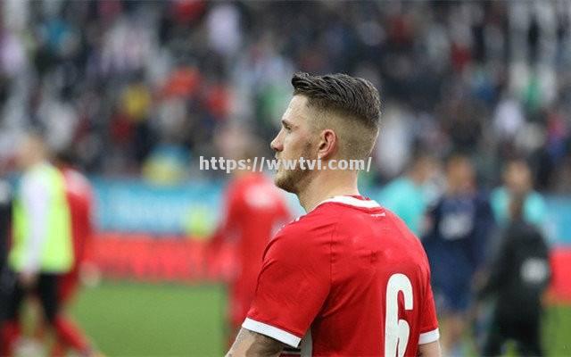 霍芬海姆客场取得关键胜利,提振士气 霍芬海姆客场取得关键胜利,提振士气