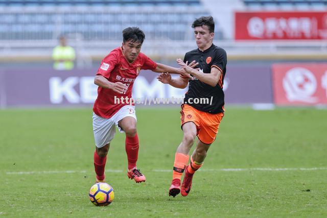 中国足球绽放光彩,国家队崭露头角 中国足球绽放光彩,国家队崭露头角