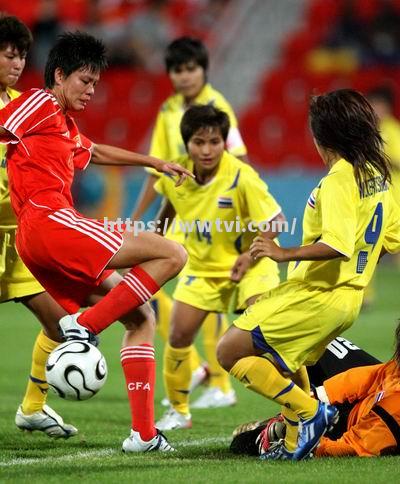 泰国女足运动员的耀眼表现受赞誉 泰国女足运动员的耀眼表现受赞誉