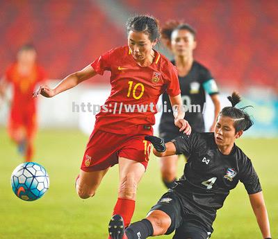 泰国女足运动员的耀眼表现受赞誉 泰国女足运动员的耀眼表现受赞誉