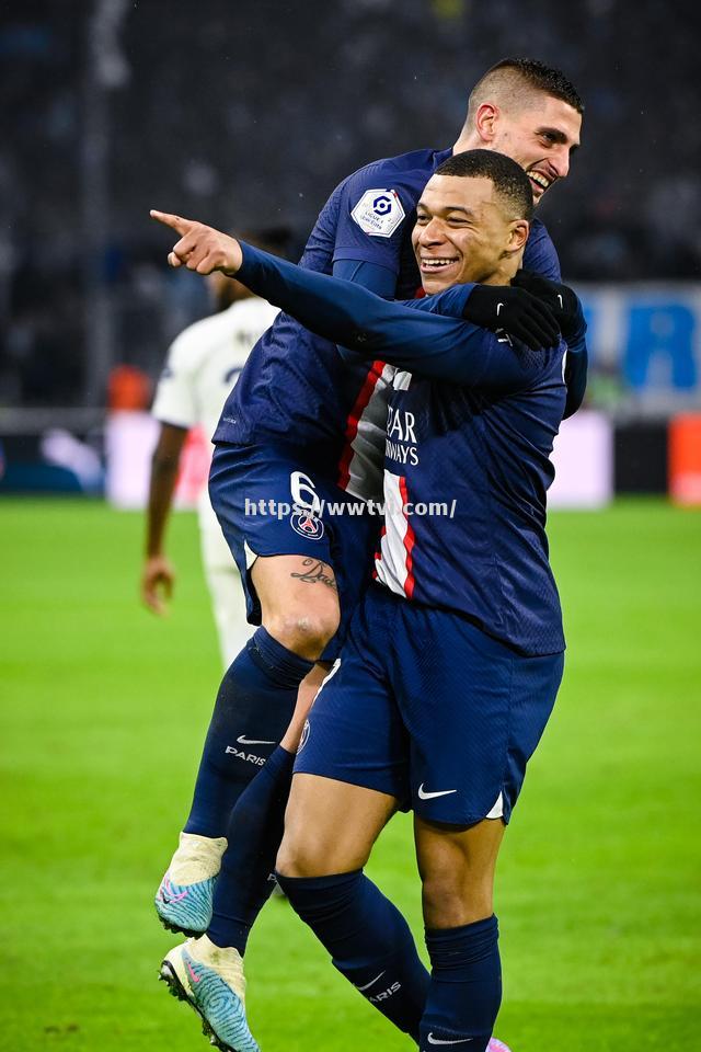 巴黎圣日耳曼客场胜马赛,稳居榜首 巴黎圣日耳曼客场胜马赛,稳居榜首