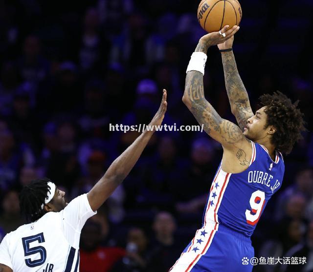 灰熊全队发挥出色,轻松战胜对手 灰熊全队发挥出色,轻松战胜对手