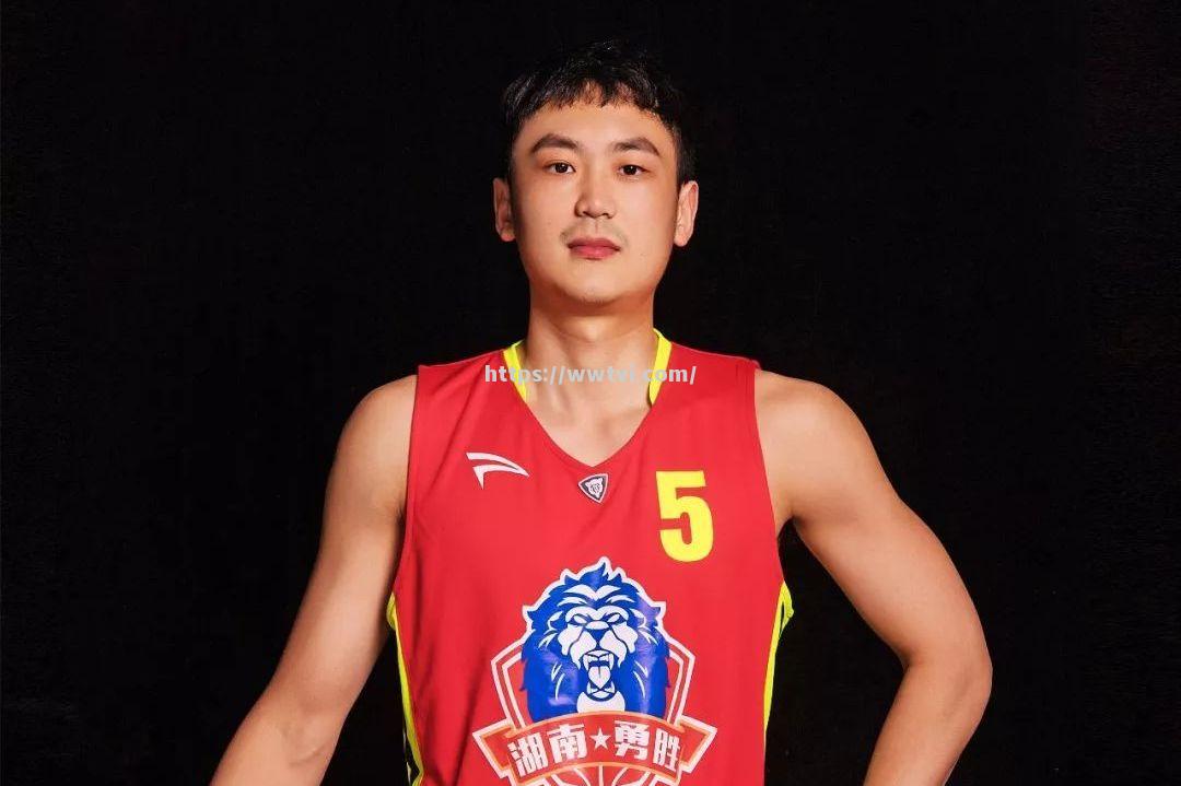 湖南男篮球员状态稳定,备战如虎添翼 湖南男篮球员状态稳定,备战如虎添翼