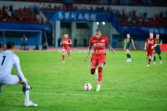 北京国安客场大捷,展现强大实力 北京国安客场大捷,展现强大实力