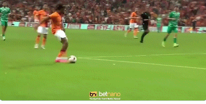 主场告捷,马赛继续战胜对手晋级强 主场告捷,马赛继续战胜对手晋级强