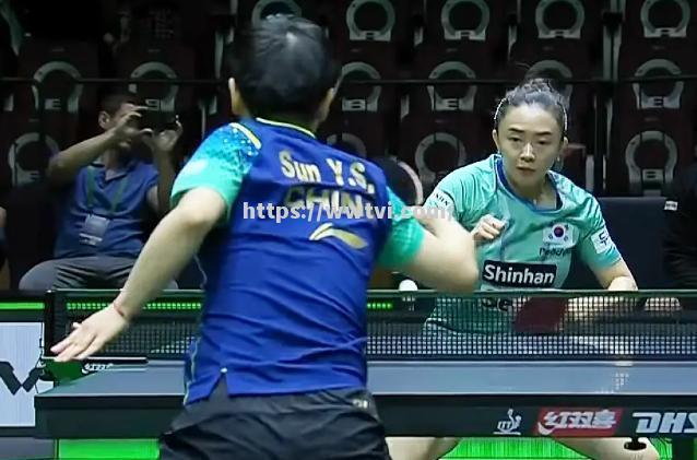 摩纳哥女足队员技压群雄,展现个人实力 摩纳哥女足队员技压群雄,展现个人实力