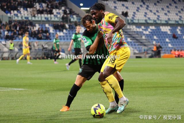 那不勒斯客场逆转取胜,突破中游困境 那不勒斯客场逆转取胜,突破中游困境