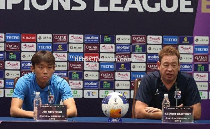 热血比拼!球员们怀揣梦想逐鹿亚冠舞台 热血比拼!球员们怀揣梦想逐鹿亚冠舞台