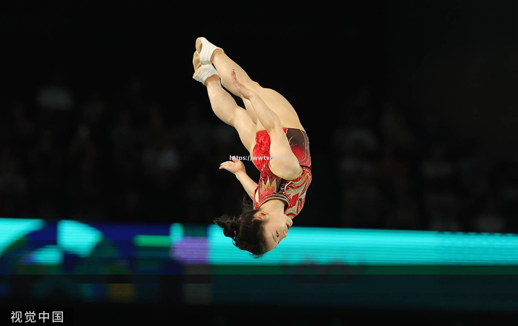 摩洛哥击剑选手携手晋级,实力强劲 摩洛哥击剑选手携手晋级,实力强劲