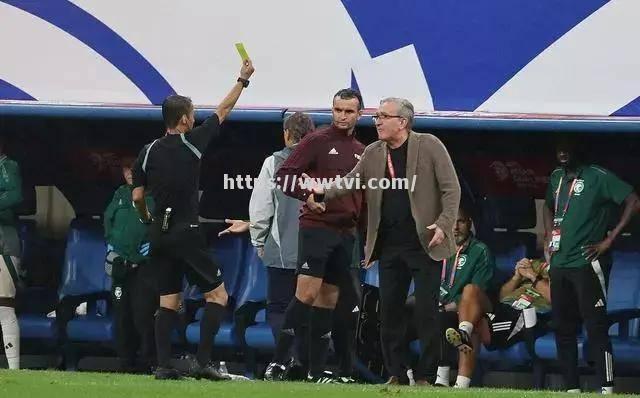 低排名球队逆袭,实力抢眼意外取胜 低排名球队逆袭,实力抢眼意外取胜