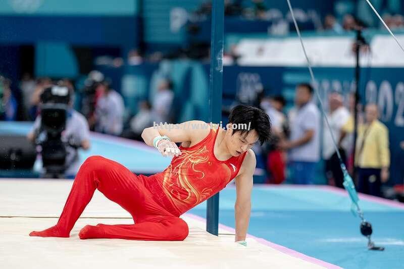 俄罗斯体操队实力强劲,闪耀赛场 俄罗斯体操队实力强劲,闪耀赛场