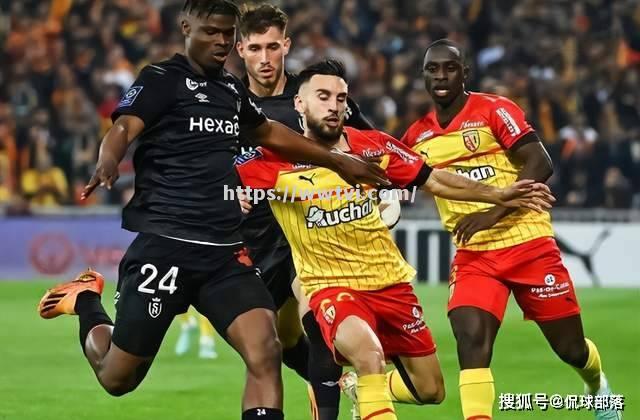 莱切斯特城再获胜,继续追赶领头羊 莱切斯特城再获胜,继续追赶领头羊