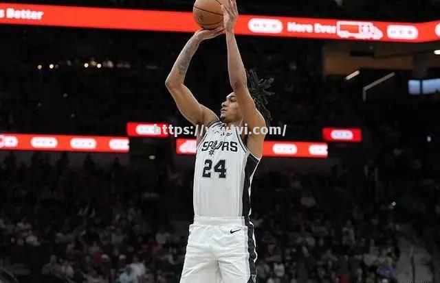 米切尔三双功勋助爵士轻取国王,锁定西部第四 米切尔三双功勋助爵士轻取国王,锁定西部第四