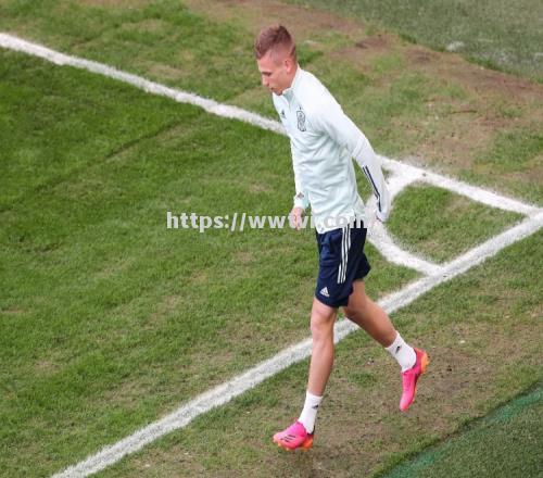 巴塞罗那队新援出击取得首个进球 巴塞罗那队新援出击取得首个进球