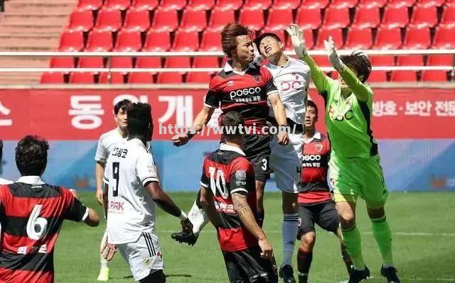 球员状态神勇,助力球队斩获三连胜 球员状态神勇,助力球队斩获三连胜