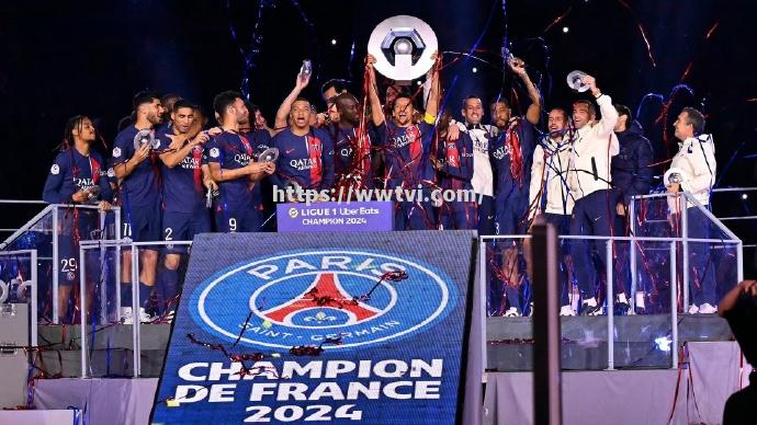 里昂实现重大突破,晋级下一轮 里昂实现重大突破,晋级下一轮