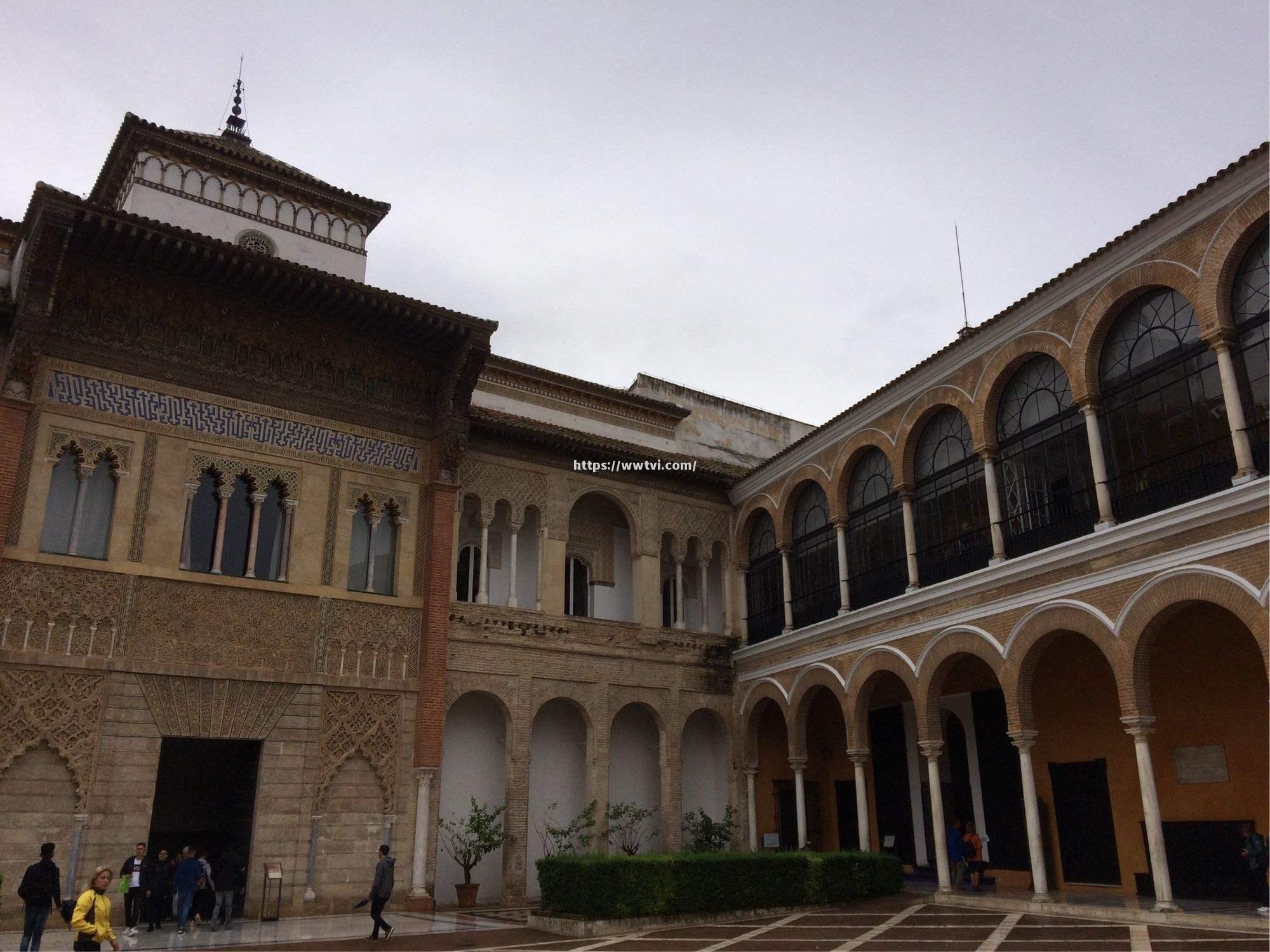 塞维利亚主场失利,三连败引担忧 塞维利亚主场失利,三连败引担忧