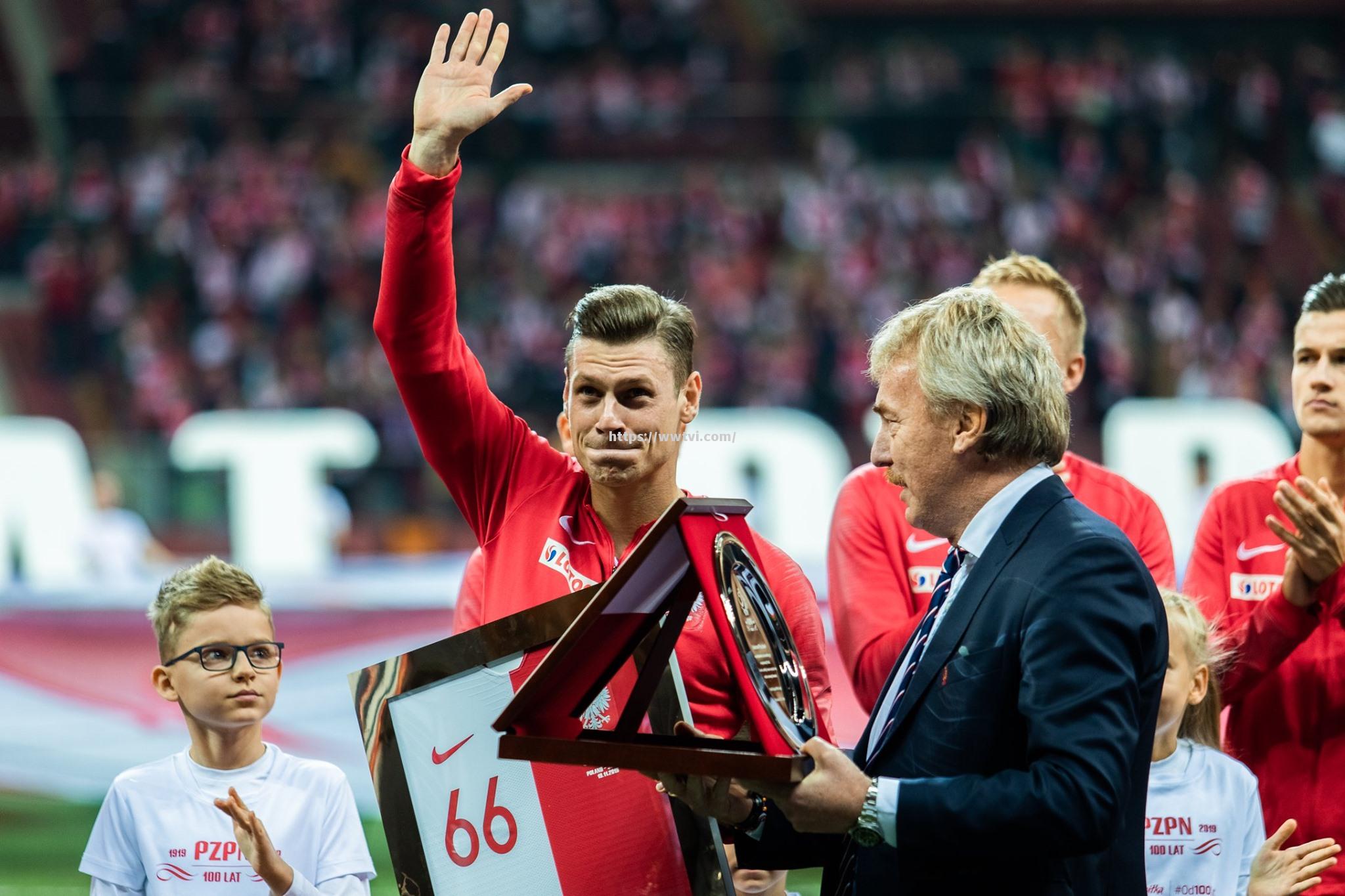 星空体育-纽伦堡主场战平霍芬海姆，德甲降级局势严峻