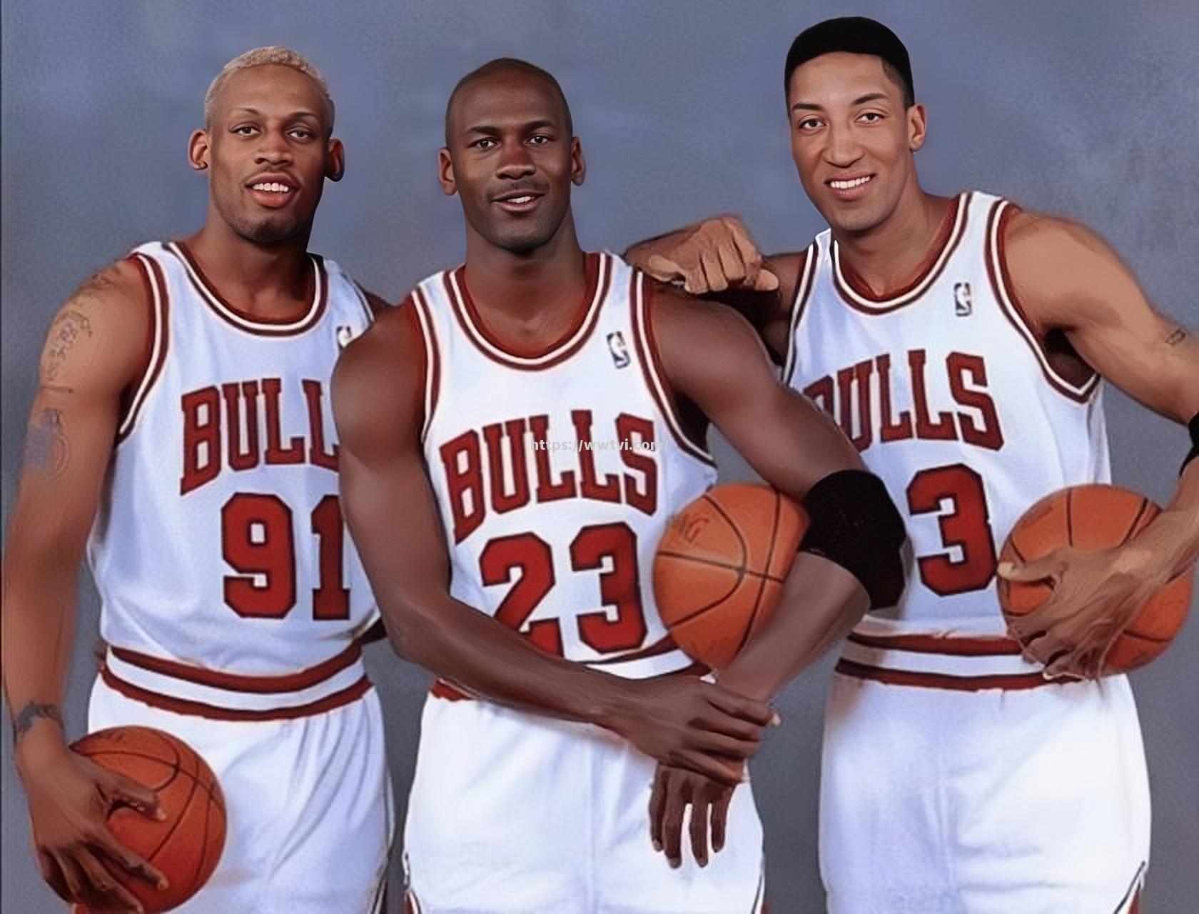 篮球巨星退役仪式震撼举行,球迷泪洒现场 篮球巨星退役仪式震撼举行,球迷泪洒现场