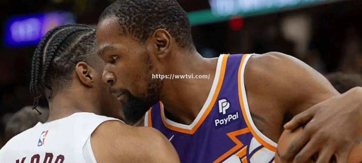 太阳擒骑士,布克得分分对手无解 太阳擒骑士,布克得分分对手无解