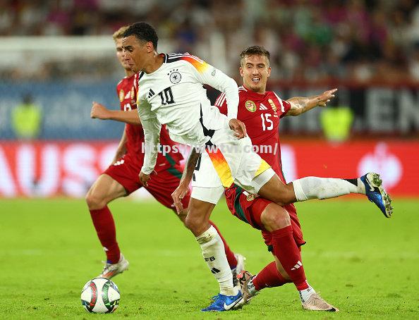 星空体育-拜仁慕尼黑队员表现出色，更胜一筹