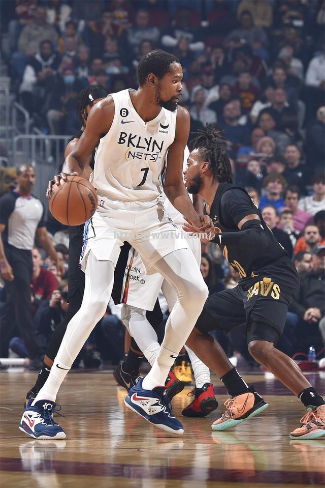 最强对决:篮网战勇士!杜兰特就特试,扣招多 最强对决:篮网战勇士!杜兰特就特试,扣招多