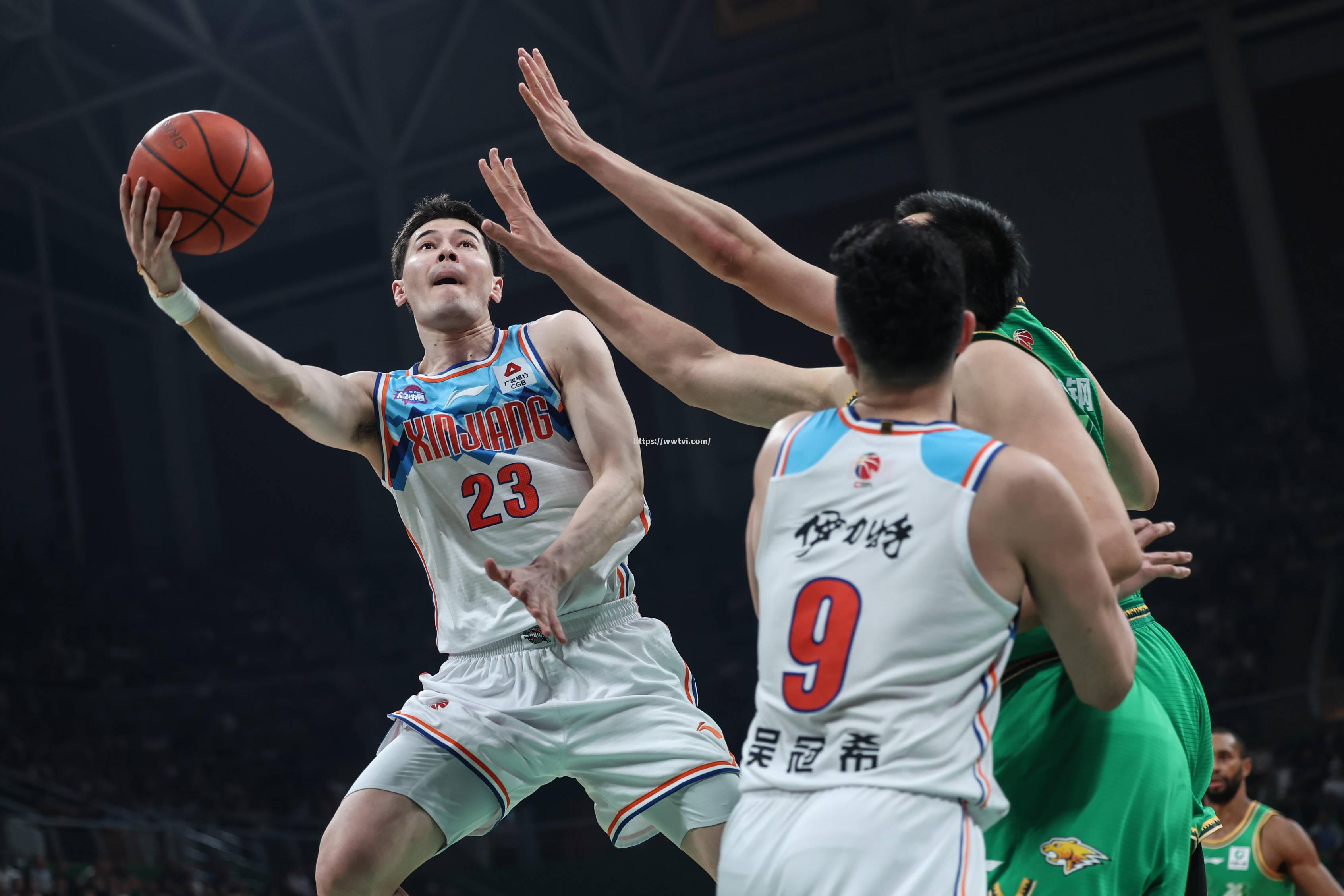 新疆队遭遇连败,实力受到质疑 新疆队遭遇连败,实力受到质疑