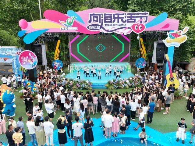 中外选手同台竞技,燃爆现场 中外选手同台竞技,燃爆现场