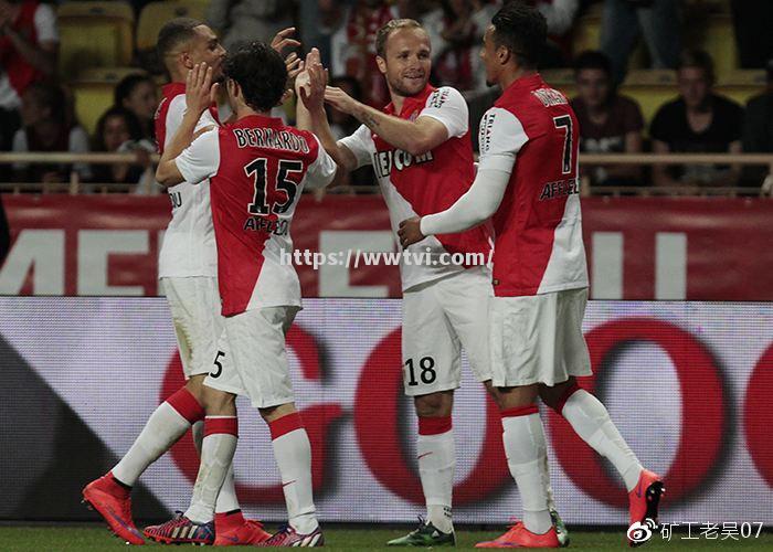 亚眠交战摩纳哥，争夺积分榜前列位置