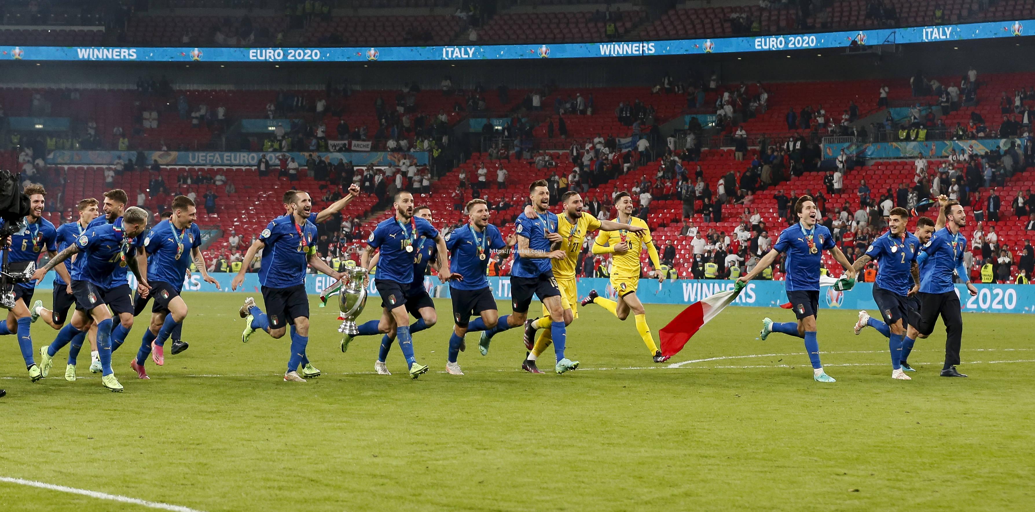 瑞典队背水一战英国,晋级足球半决赛 瑞典队背水一战英国,晋级足球半决赛