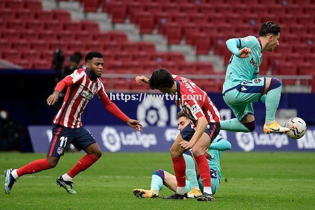 拜仁遭遇绝境!出线悬念不再 拜仁遭遇绝境!出线悬念不再