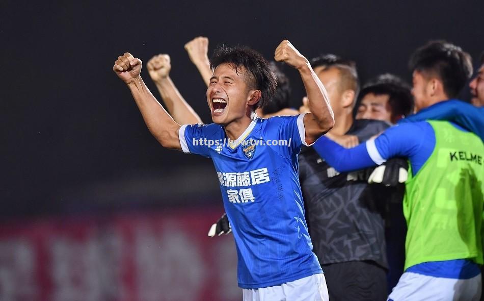 广州恒大客场险胜青岛黄海,保持追赶势头 广州恒大客场险胜青岛黄海,保持追赶势头