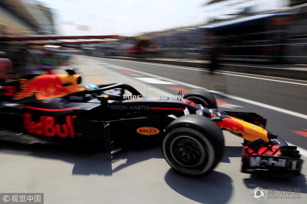 匈牙利队挺进下一轮比赛,表现抢眼 匈牙利队挺进下一轮比赛,表现抢眼